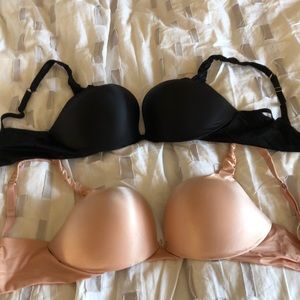 Victoria’s Secret 34 DD push up bra set